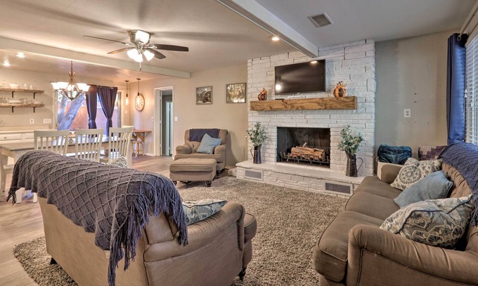 Payson House | Charming Cottage with Tonto National Forest Views!