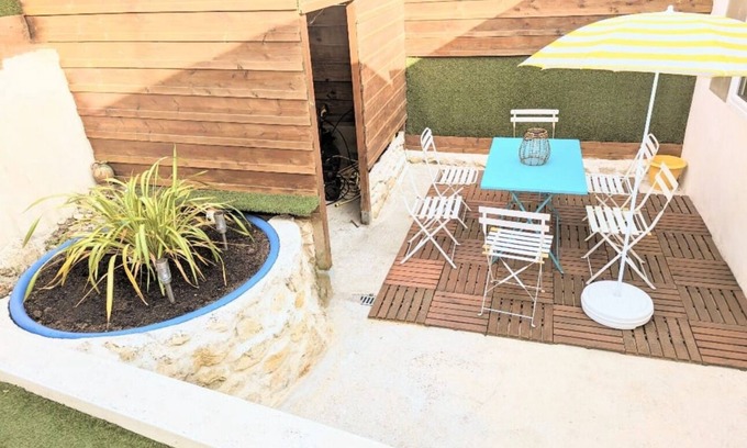 Fleac-sur-Seugne House | Charming country house