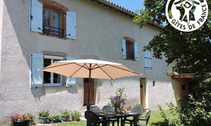 Pralong Cottage | Charming Country Cottage with Modern Amenities & Garden, Near Montbrison