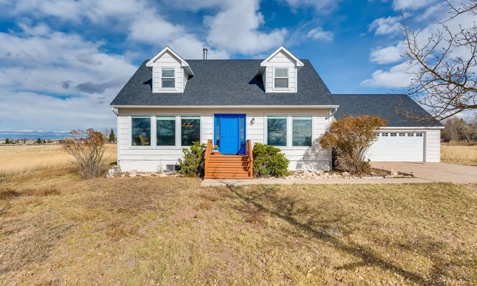 Laramie House | Charming Country Home in Laramie - 4 Mi to UW!