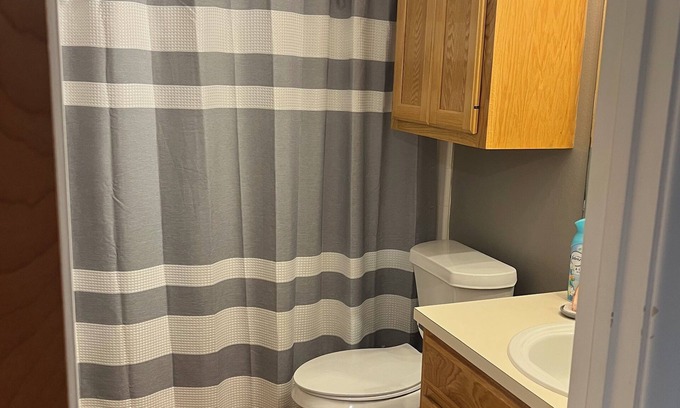 Lee County House | Charming Country Home, 2-bedroom house in the countryside of Lexington, TX.