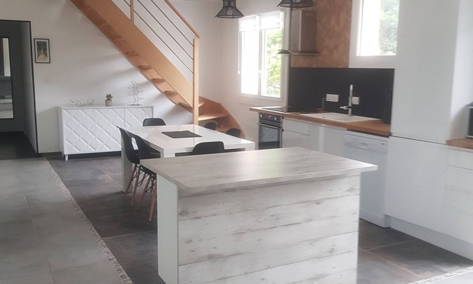 Hardinvast House | Charming country house close to the sea.