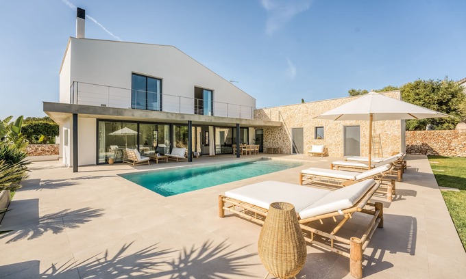 Ciudadela Villa | Charming Villa with pool in Ciutadella, Menorca