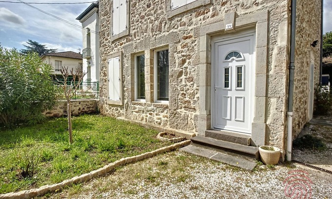 Lamalou-les-Bains House | Charming F4 House, Terrace, 650m from Lamalou-les-Bains Thermes, Pet-Friendly