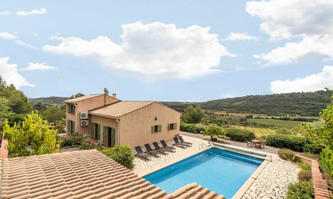Cebazan Villa | Charming French Villa with Pool