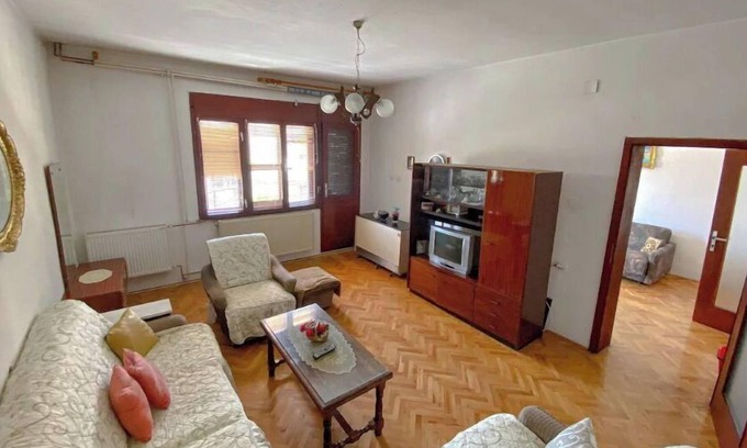 Prilep House | Charming Ground Floor Flat