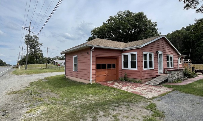 Michigan City House | Charming home with a pool