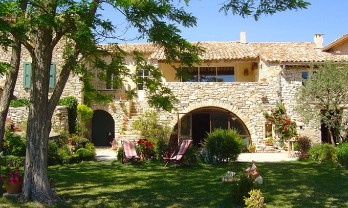 Aubenas-les-Alpes House | Charming house with heated pool and jacuzzi Luberon in Provence
