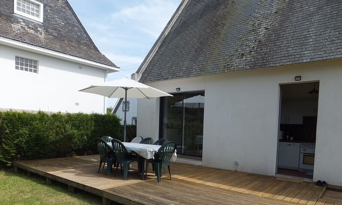 Kervoyal House | Charming house 150m from the sea