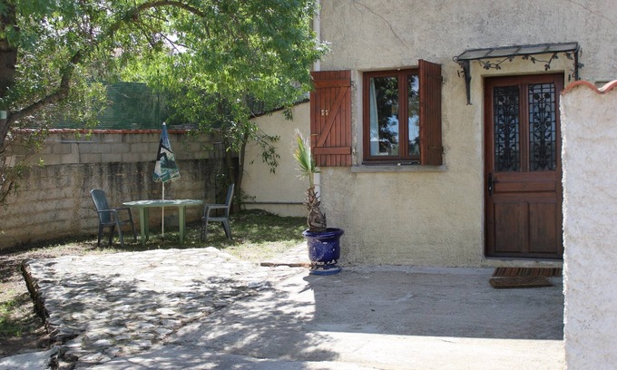 Le Cres House | Charming little holiday home with garden near Montpellier