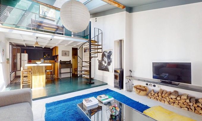 Porte-Saint-Martin Apartment | Charming Loft Apartment by Canal Saint Martin