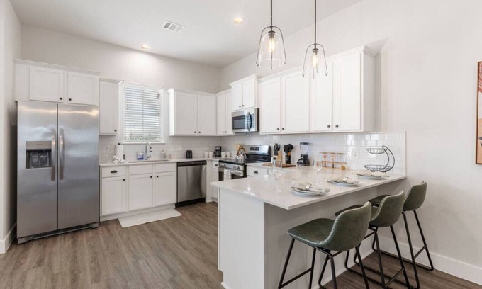 Magnolia House | Charming Magnolia Retreat - Clubhouse & Gym Access