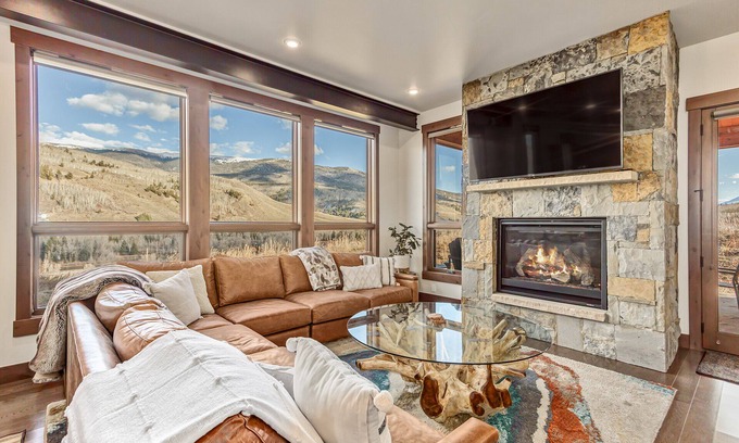 Silverthorne House | Charming mountain retreat in Silverthorne - Newly built!