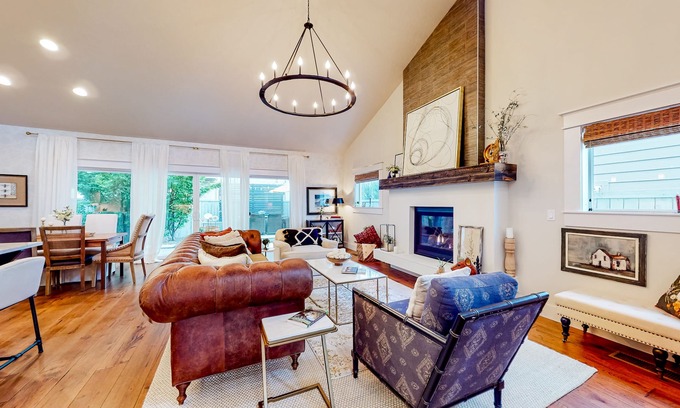 North End House | Charming North End home with enclosed backyard, desk, streaming, AC