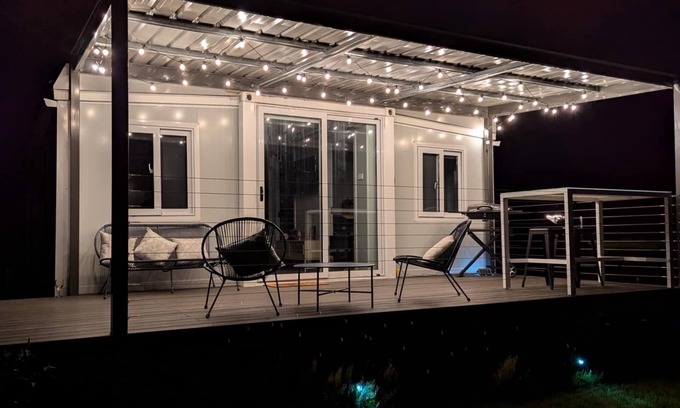 Paynes Crossing Cabin | Charming Off-Grid Cabin Near Wineries - Peaceful Retreat With Stunning Views