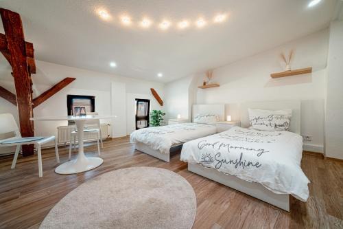 Sudenburg Apartment | Charming old building for 2