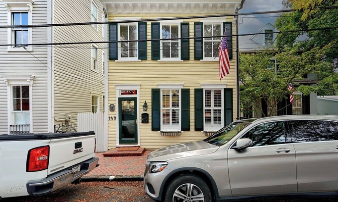 Historic District House | Charming on Charles