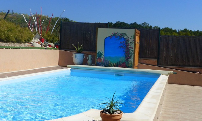 Verteuil-dAgenais Ski Chalet | Charming, peaceful chalet with private pool