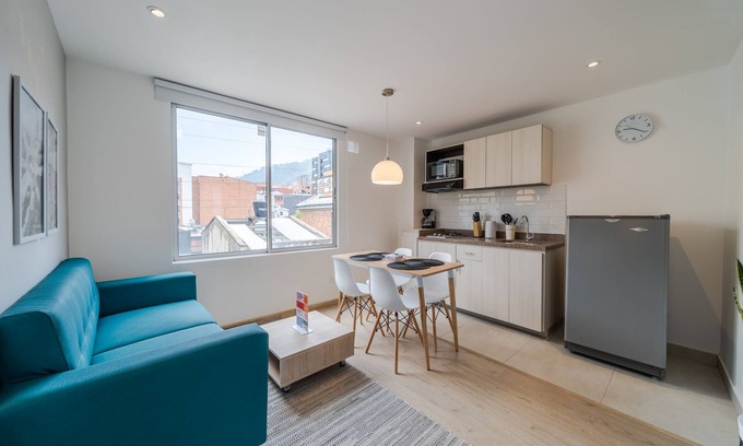 Financial District Apartment | Charming Place in Chapinero Alto - Enhanced Wifi Connection