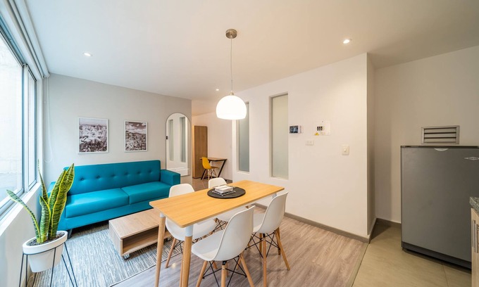 Chapinero Apartment | Charming Place in Chapinero Alto - Enhanced Wifi Connection