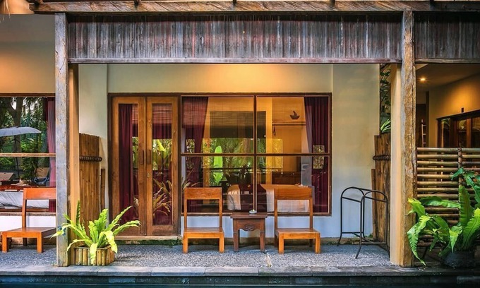 Melayang Resort | Charming pool view room close to Ubud with a shared infinity-edge swimming pool