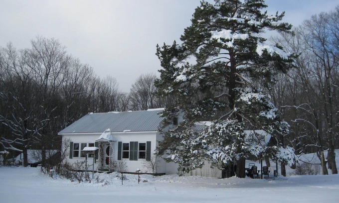 Hartland Cottage | Charming rural 2-bedroom cottage with amazing view in Hartland, Vermont