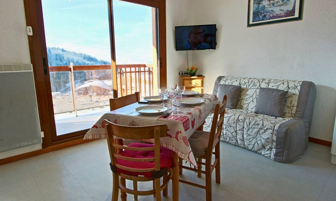 Chamrousse Apartment | Charming South-Facing Studio at the Foot of the Slopes