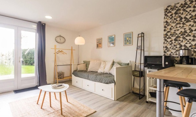 Carentan les Marais Apartment | Charming Studio in Cotentin Marshes