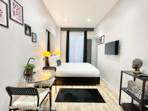 Puteaux Apartment | Charming Studette Paris La Défense