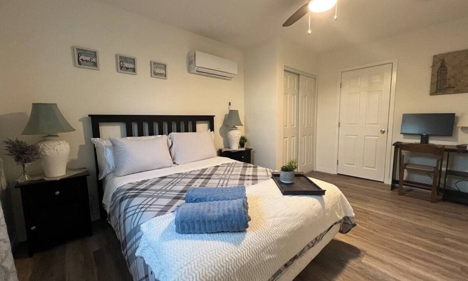 Riverside House | Charming studio, comfortable and calmn