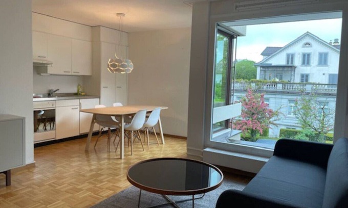 Hochschulen Apartment | Charming studio in the city center (Art 4)