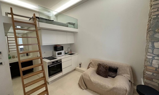 La Condamine Apartment | Charming studio in the heart of Monaco - Near Port & Beaches