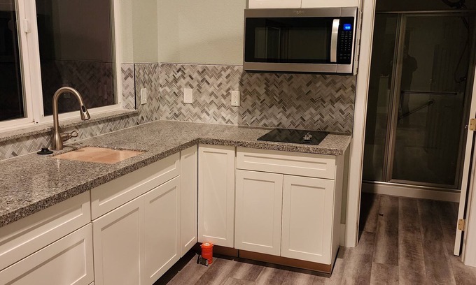 Cedar Ridge Apartment | Charming studio with AC and WiFi in adorable Grass Valley