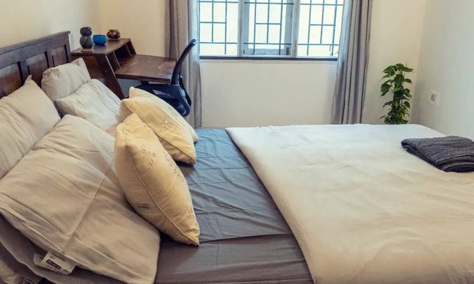 Bengaluru Apartment | Charming Two Bedroom Apartment with balconies in Downtown Bangalore