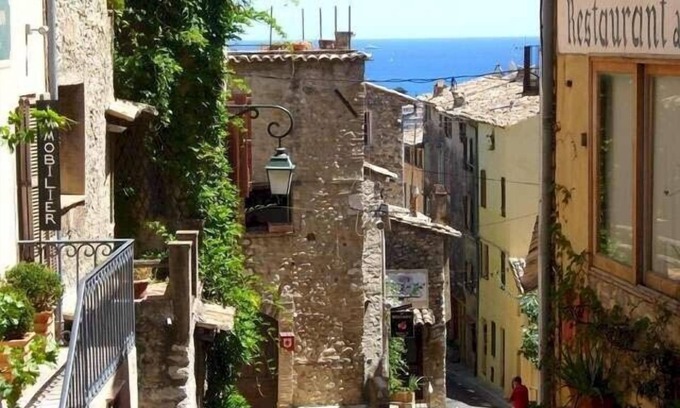 Cagnes-sur-Mer House | Charming Village House In Medieval Village, Close To Beach And Nice