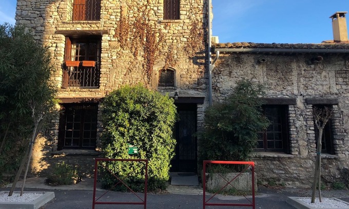 Asperes House | Charming village house of 128 m2 for rent 5 minutes from Sommières