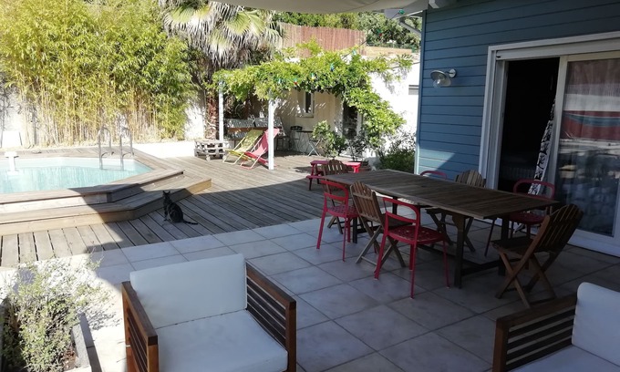 Sommieres House | Charming wooden house in Sommières (pool)