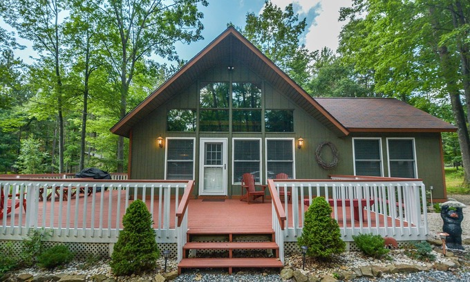 Sky Valley House | Chasing Dreams | Lake Access, Hot Tub, Fire Pit