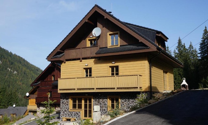 Demanovska Dolina Cabin | Chata Bajana
