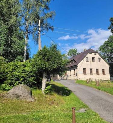 Tanvald Ski Chalet | Chata Na Cvičence