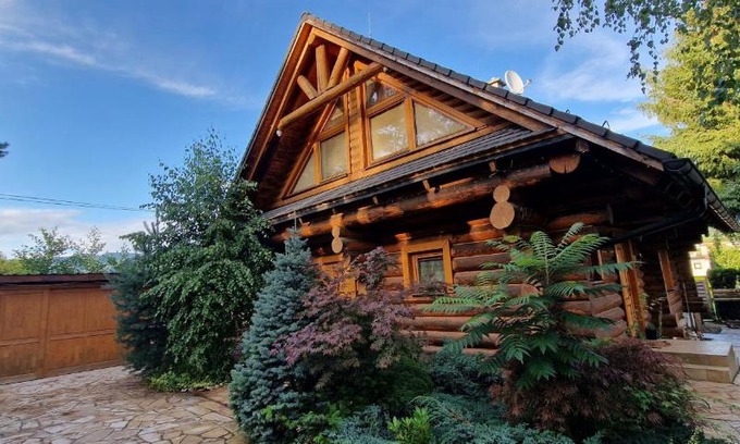 Nitrianske Rudno Ski Chalet | Chata Zemra