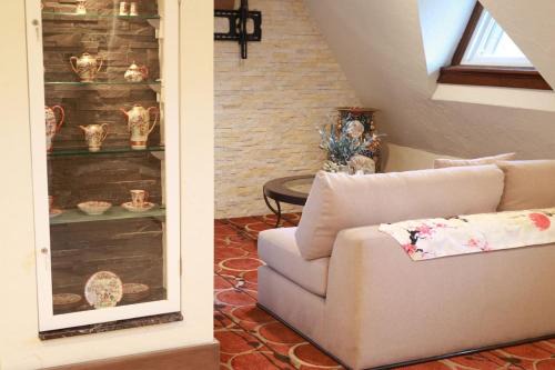 Connellsville Hotel | Chateau Connellsville Serenity Terrace Suite