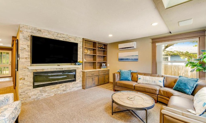 Bayshore House | Chateau De Bay