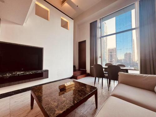 Guomao Apartment | Chateau Lizhi Hotel