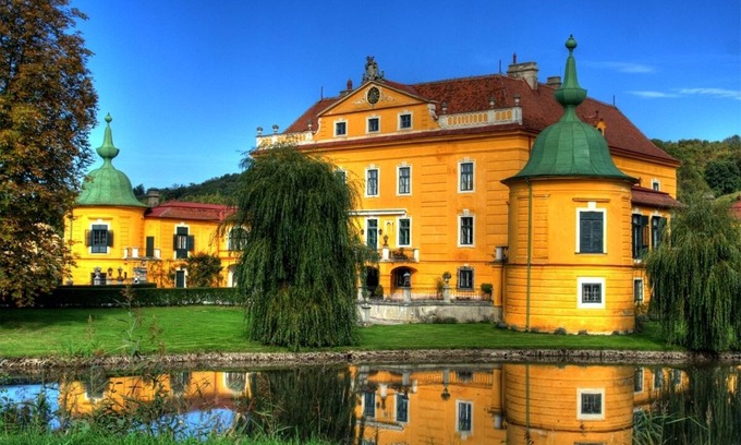 Schwertberg Villa | Chateau rental in Austria