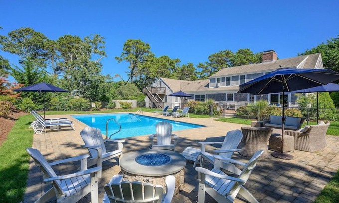 North Chatham House | Chatham Charm with Pool and Private Beach RPAM006