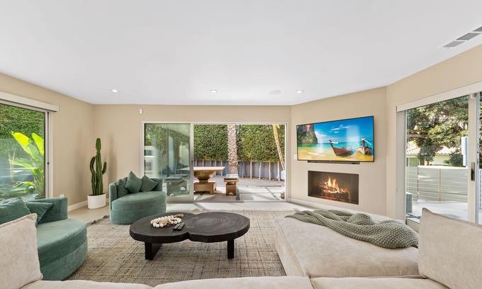 Venice Villa | Cheerful 4Bedrooms 2.5Bath Villa Venice Beach CA