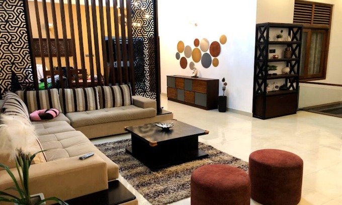Welipitiya Villa | Cheerful Beautiful Villa, Luxury, Peaceful, Calm and Relax,