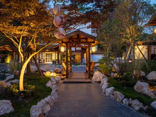 Xindu Hotel | Chengdu Xiaoya Courtyard & Hot Spring Hotel