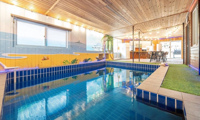 Cheongdo House | Cheongdo Ellago Poolvilla Pension